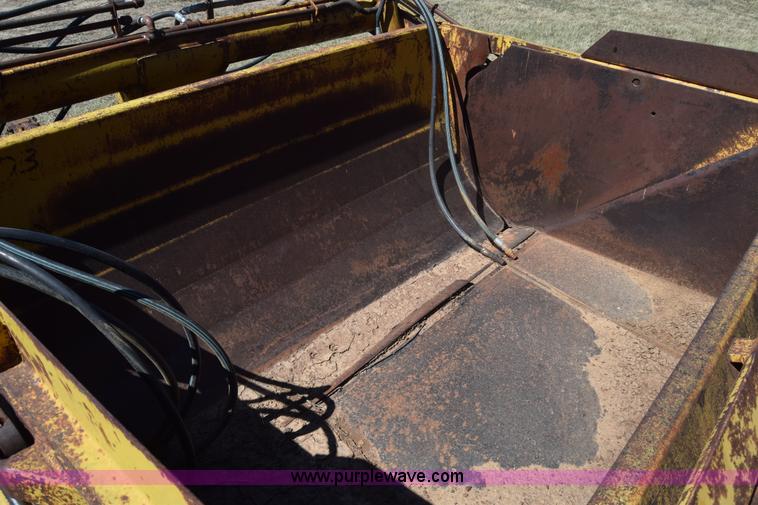 image for item J8062 Soilmover 425 pull scraper