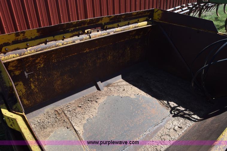 image for item J8062 Soilmover 425 pull scraper