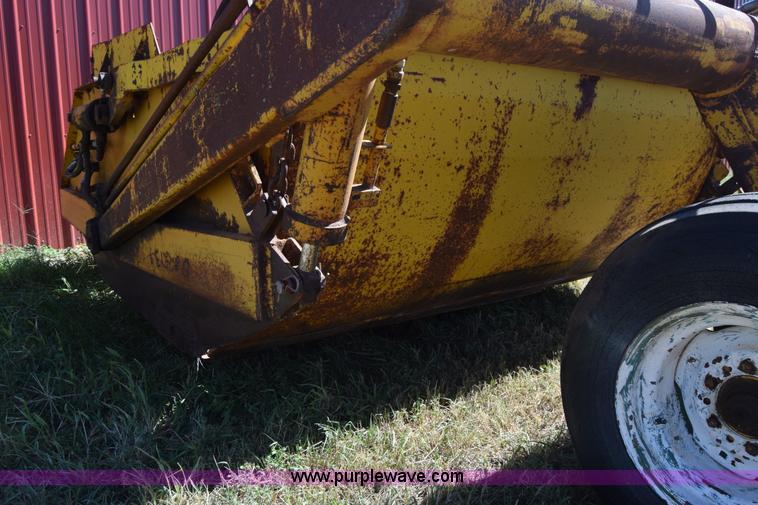 image for item J8062 Soilmover 425 pull scraper