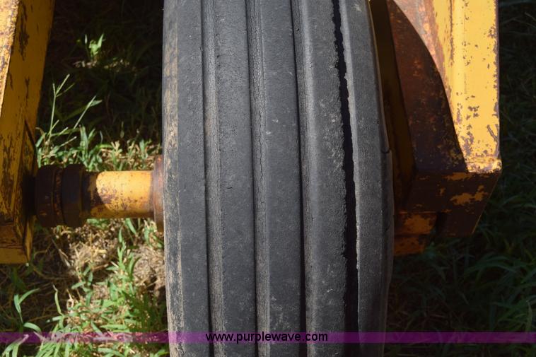 image for item J8062 Soilmover 425 pull scraper