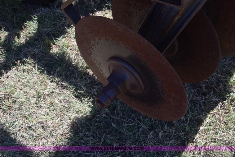 image for item J8063 John Deere 712 chisel plow