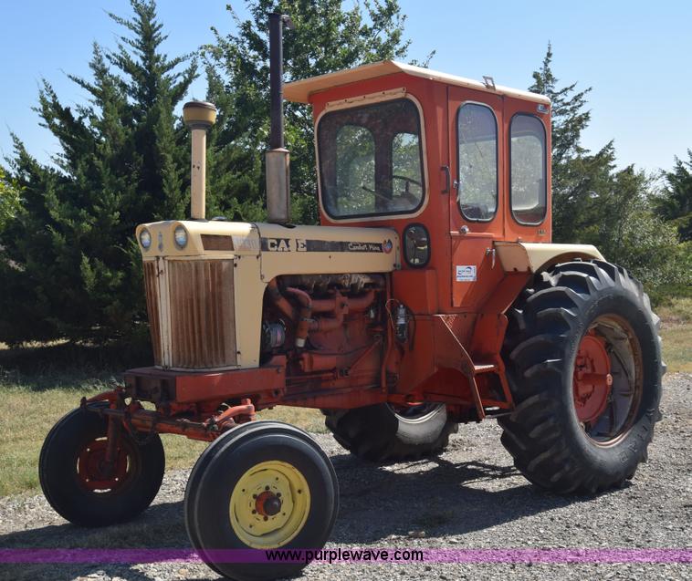 image for item J8069 Case 1030 tractor