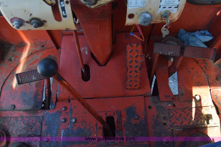 image for item J8069 Case 1030 tractor