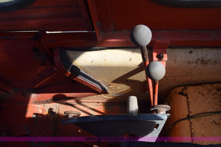 image for item J8069 Case 1030 tractor