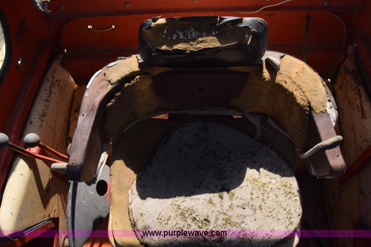 image for item J8069 Case 1030 tractor