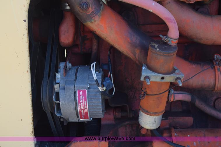 image for item J8069 Case 1030 tractor