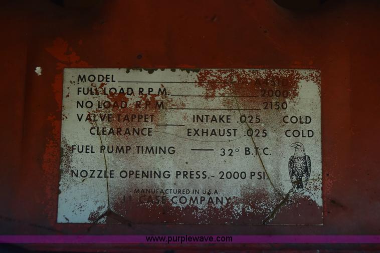 image for item J8069 Case 1030 tractor