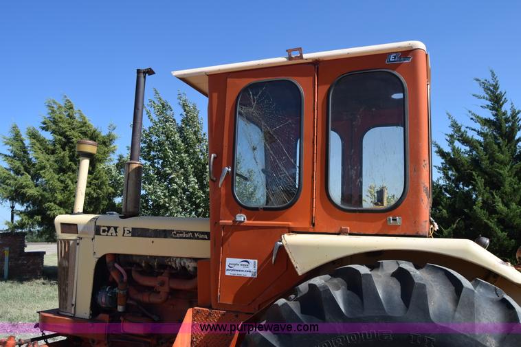 image for item J8069 Case 1030 tractor