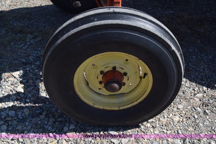 image for item J8069 Case 1030 tractor