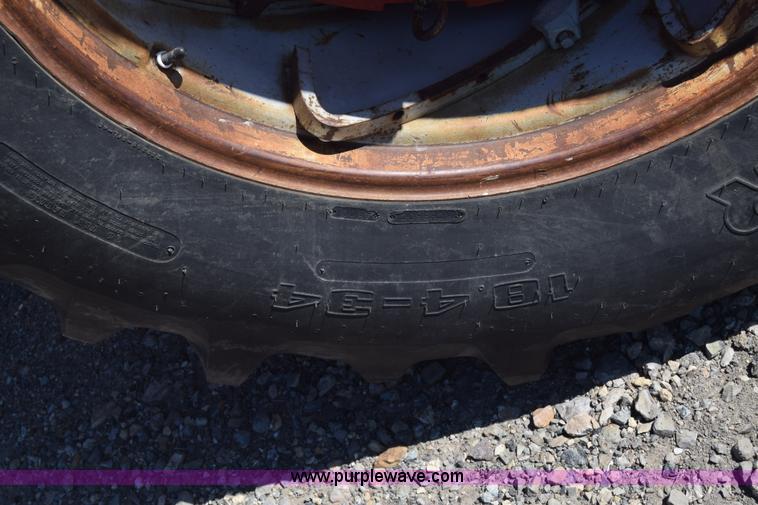 image for item J8069 Case 1030 tractor