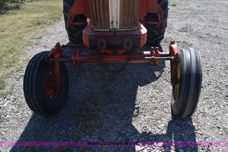 image for item J8069 Case 1030 tractor