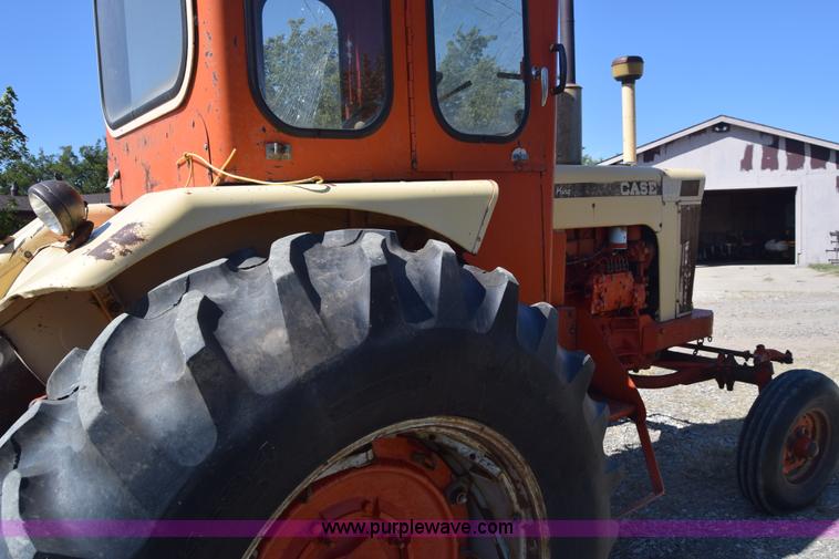 image for item J8069 Case 1030 tractor