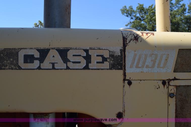 image for item J8069 Case 1030 tractor