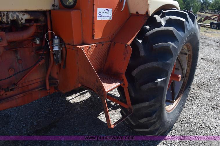 image for item J8069 Case 1030 tractor