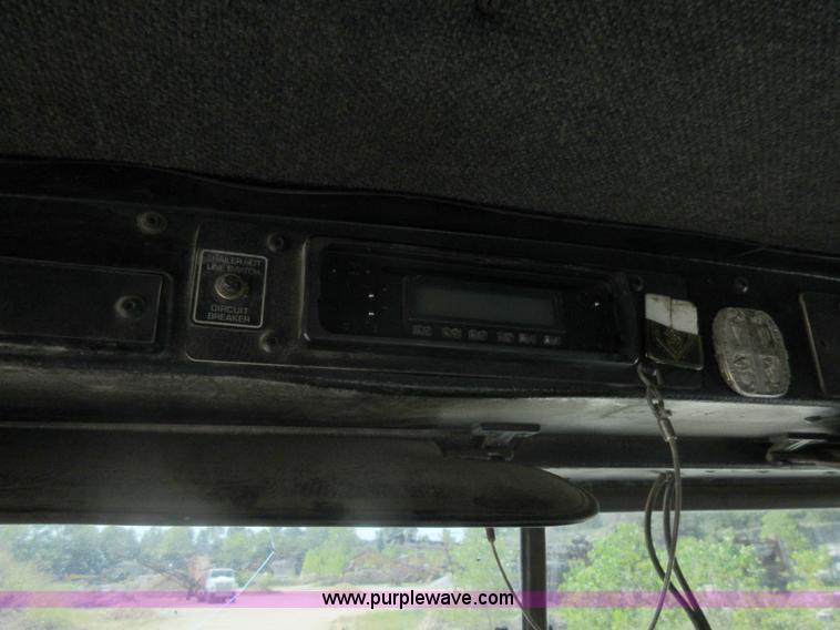 image for item J8647 1989 Kenworth W900 applicator truck