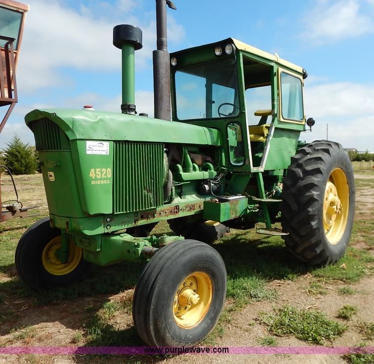 image for item K1643 John Deere 4520 tractor