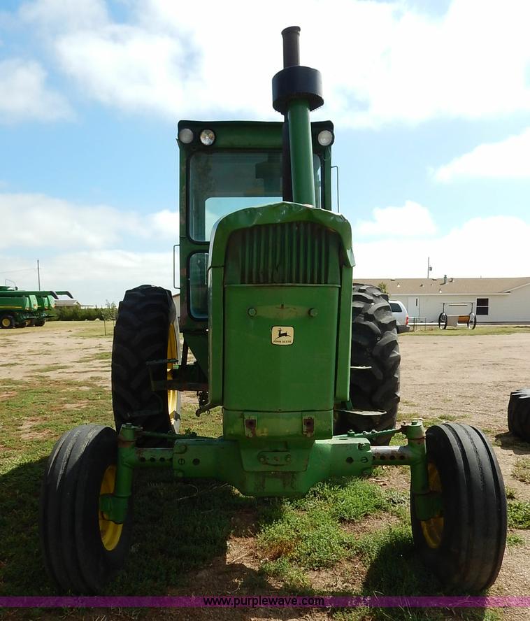 image for item K1643 John Deere 4520 tractor