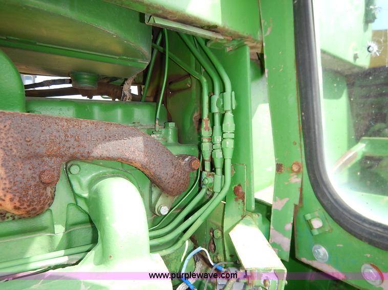 image for item K1643 John Deere 4520 tractor