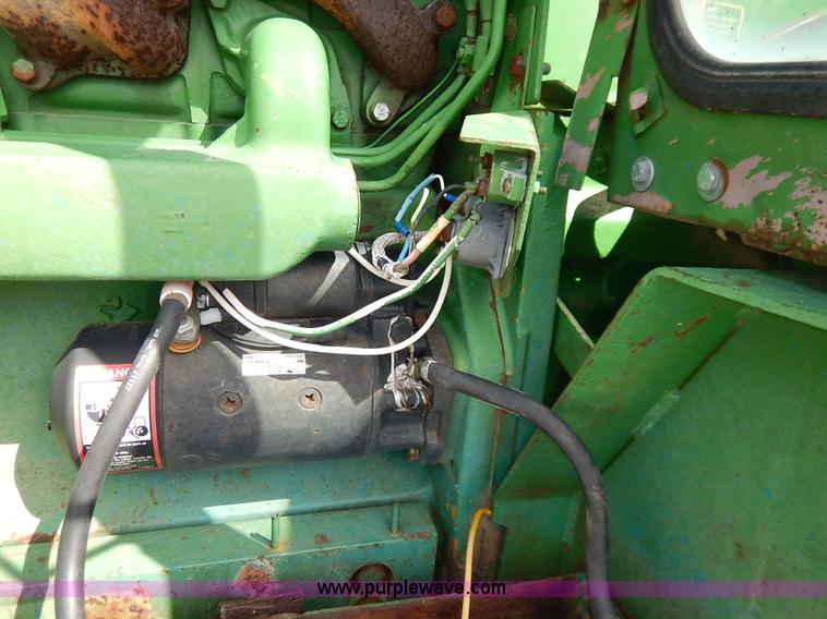 image for item K1643 John Deere 4520 tractor