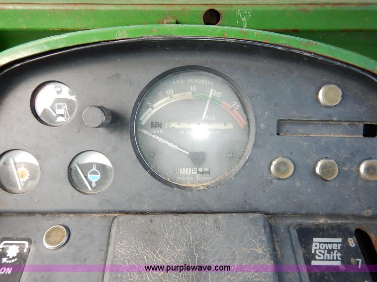 image for item K1643 John Deere 4520 tractor