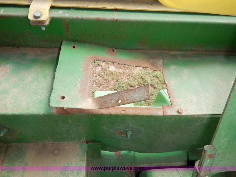 image for item K1643 John Deere 4520 tractor