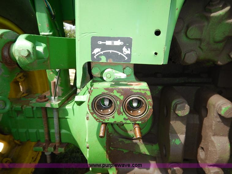 image for item K1643 John Deere 4520 tractor