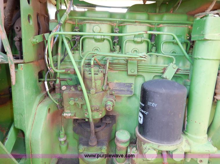 image for item K1643 John Deere 4520 tractor