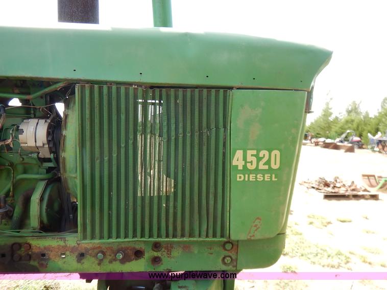 image for item K1643 John Deere 4520 tractor