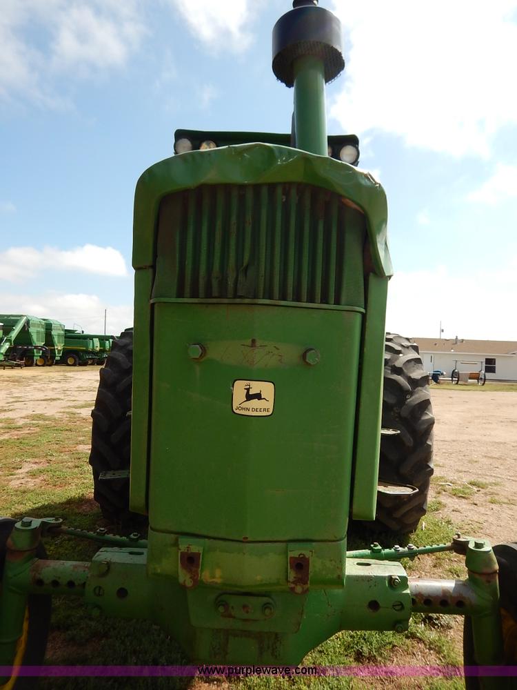 image for item K1643 John Deere 4520 tractor