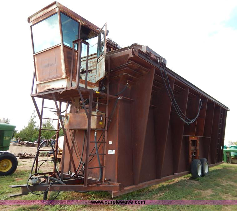 image for item K1645 Cotton module builder