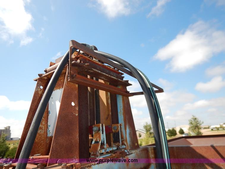 image for item K1645 Cotton module builder