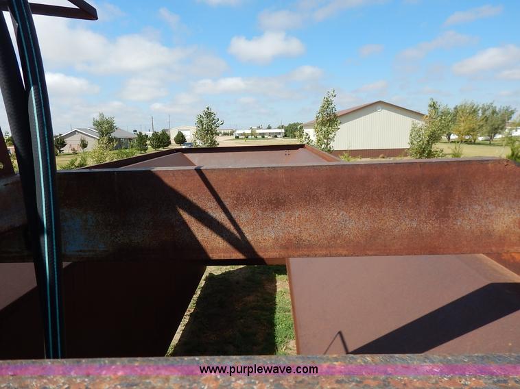 image for item K1645 Cotton module builder