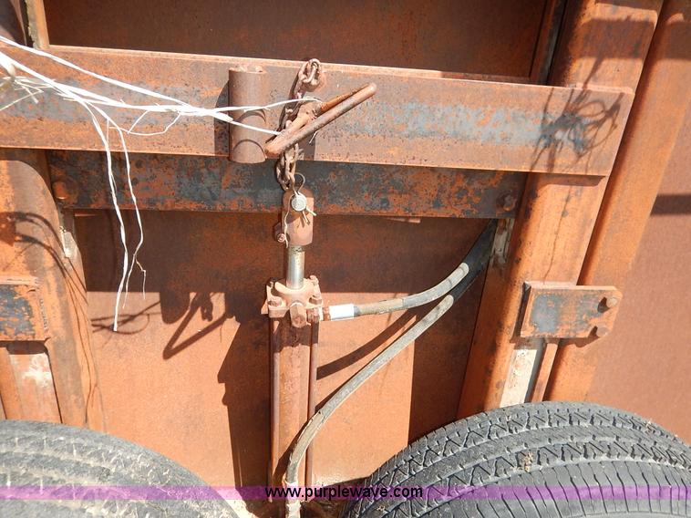 image for item K1645 Cotton module builder