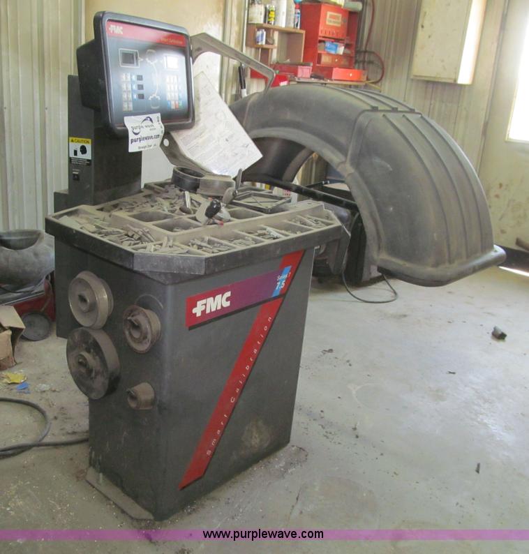 image for item K6340 FMC Series 7 7.5 Smart Calibration wheel balancer