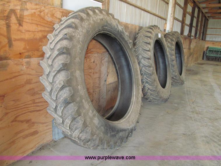 image for item K6342 (4) Firestone Radial 9100 IF380/105R50 tires