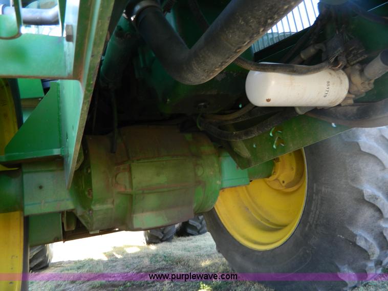 image for item K8188 1991 John Deere 8760 4WD tractor