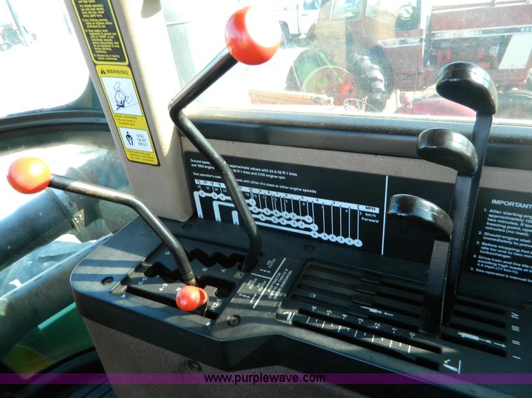 image for item K8188 1991 John Deere 8760 4WD tractor