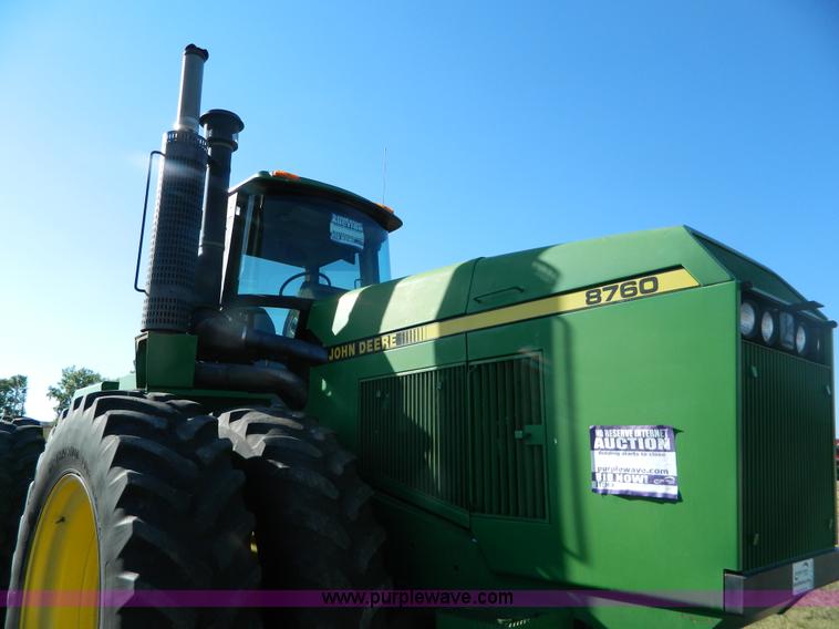 image for item K8188 1991 John Deere 8760 4WD tractor