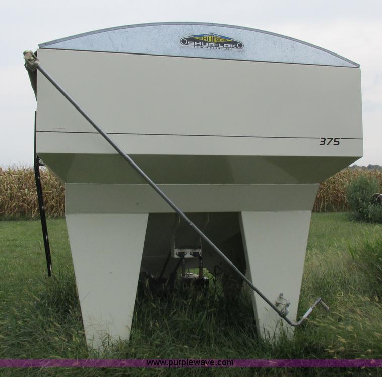 image for item L4068 Friesen 375 seed tender