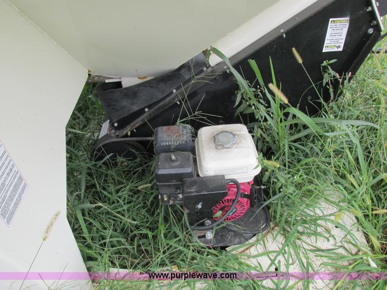 image for item L4068 Friesen 375 seed tender