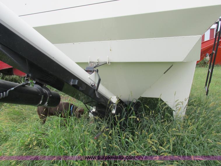 image for item L4068 Friesen 375 seed tender