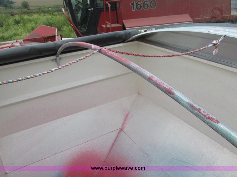 image for item L4068 Friesen 375 seed tender