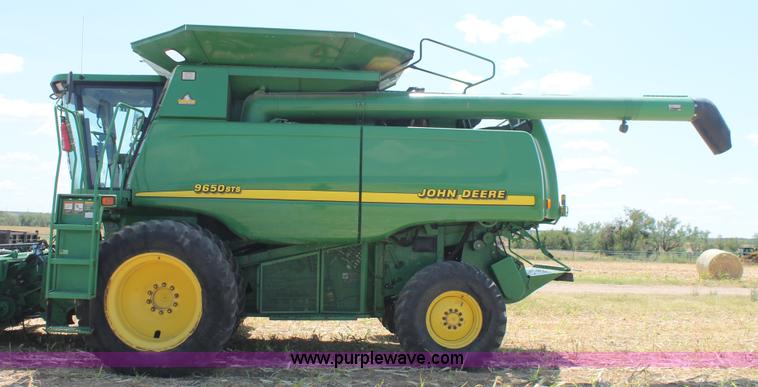 image for item L4410 2000 John Deere 9650 STS RWA combine