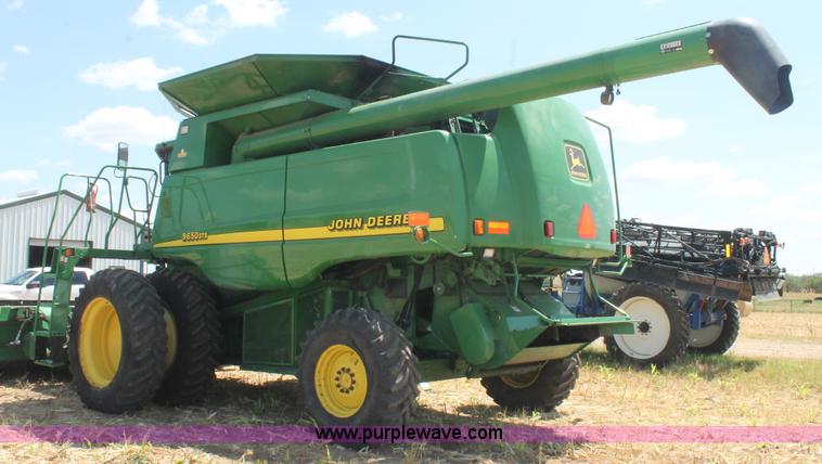 image for item L4410 2000 John Deere 9650 STS RWA combine