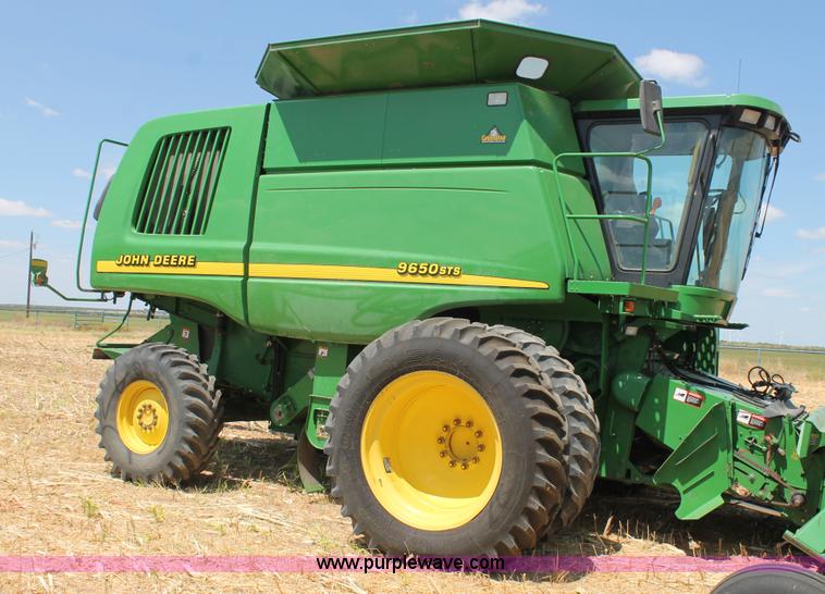image for item L4410 2000 John Deere 9650 STS RWA combine