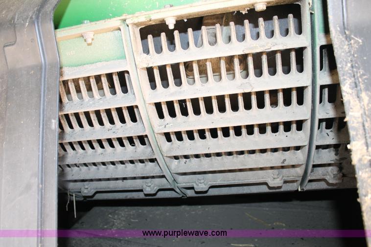 image for item L4410 2000 John Deere 9650 STS RWA combine