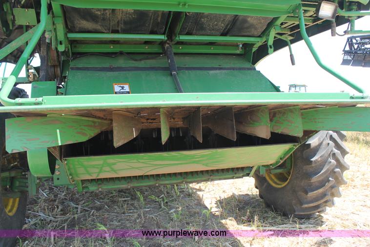image for item L4410 2000 John Deere 9650 STS RWA combine