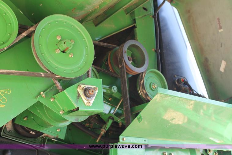 image for item L4410 2000 John Deere 9650 STS RWA combine