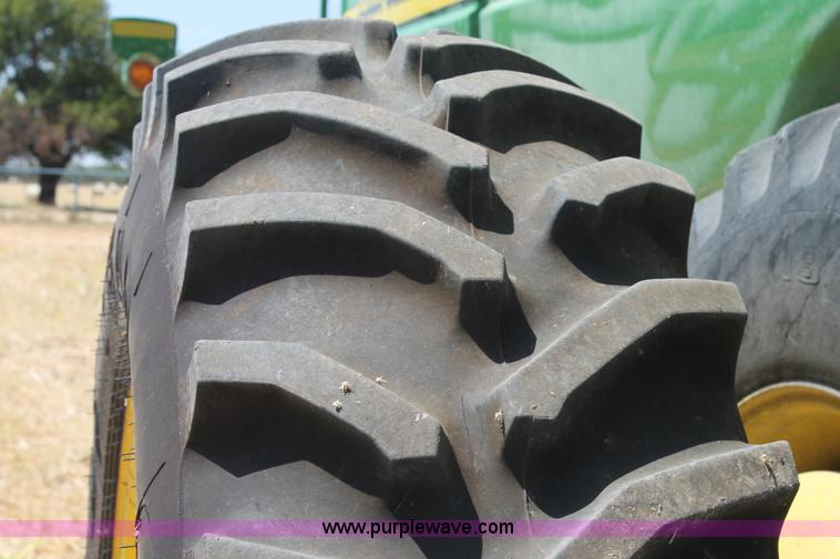 image for item L4410 2000 John Deere 9650 STS RWA combine