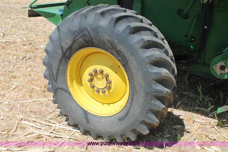 image for item L4410 2000 John Deere 9650 STS RWA combine
